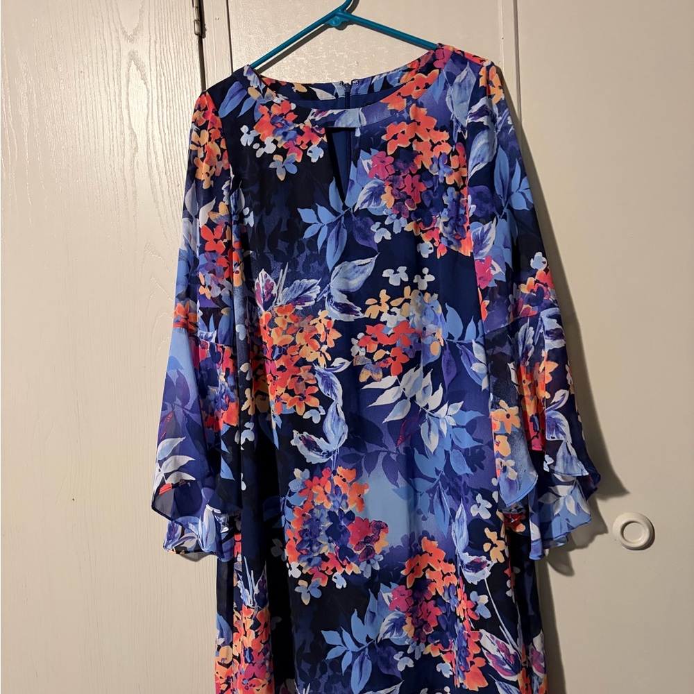 Roz & Ali Vibrant Floral Long Sleeve Dress